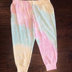 Old Navy tie die sweatpants!!